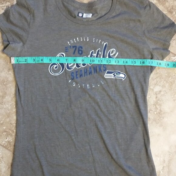Women's Seattle Seahawks Gray Short Sleeve Tshirt by NFL Team Apparel Size Large - Picture 6 of 9